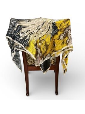Reeling Rover 100% Silk Cape Poncho Scarf Wrap Yellow Floral OS